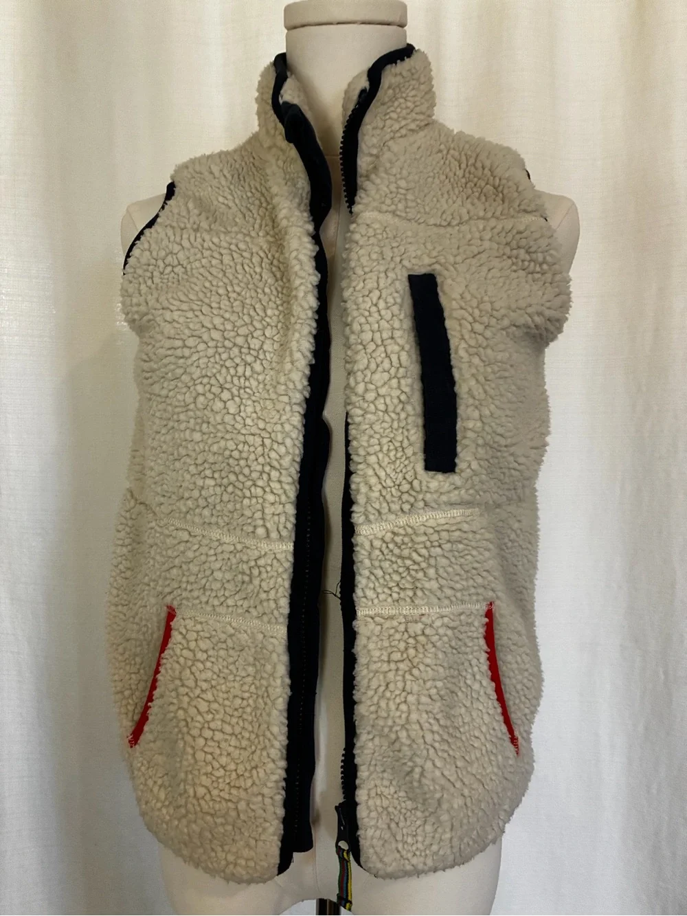 Mini Boden children vest